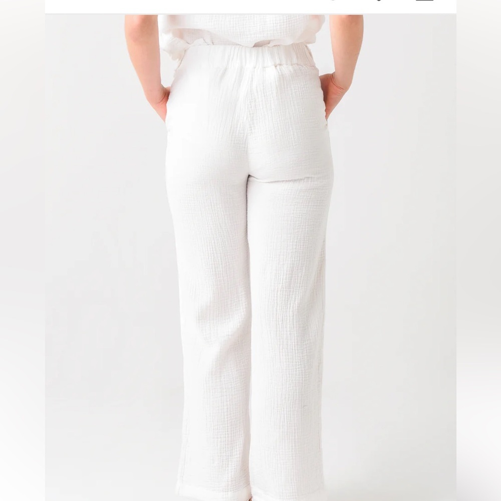 FAHERTY Women's Dream Cotton Gauze Wide
Leg Pant Size Large White NWOT - Picture 4 of 9